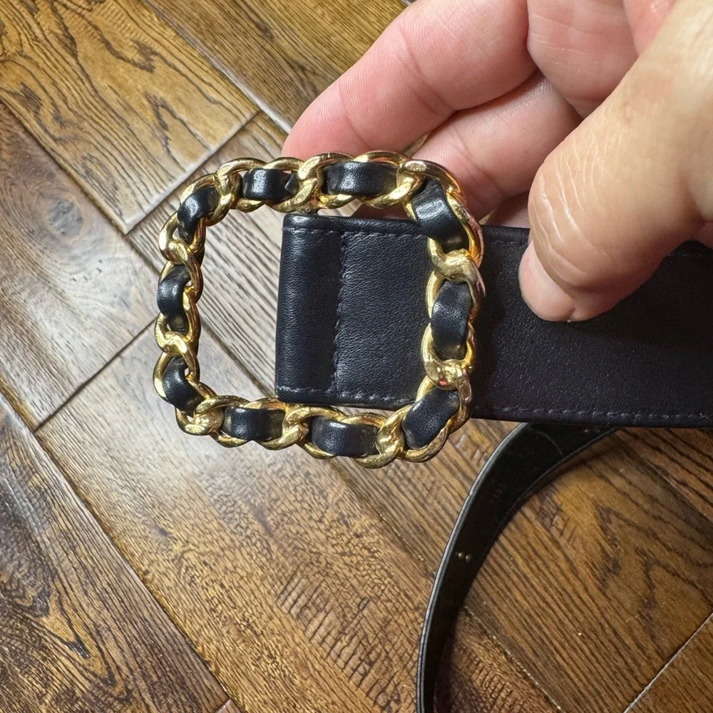 VTG Black Leather Gold Chain Buckle Belt